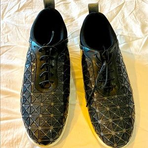 Black womens KICK sneakers SZ 6.5 never worn